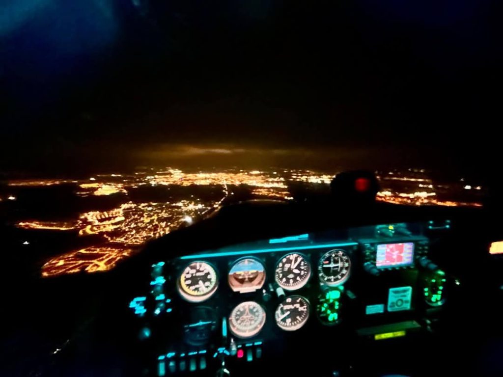qualification vol de nuit pilotage avion Rennes